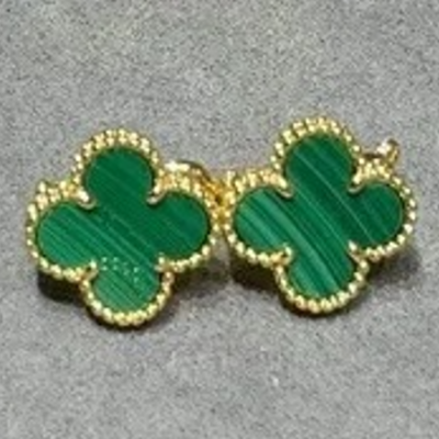 Yellow gold malachite
